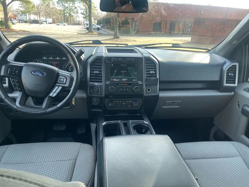 Used 2018 Ford F150 XLT w/ Equipment Group 302A Luxury image 15