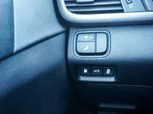 Used 2018 Kia Optima S w/ Panoramic Sunroof Package image 19