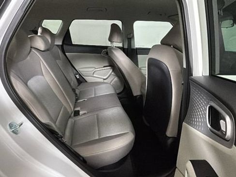 Used 2023 Kia Soul LX w/ Option Group 015 FWD image 28