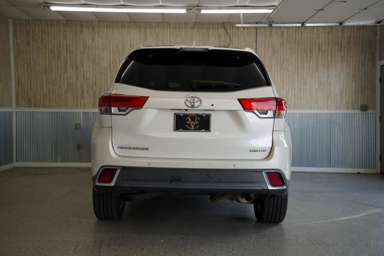 Used 2017 Toyota Highlander Limited FWD image 8