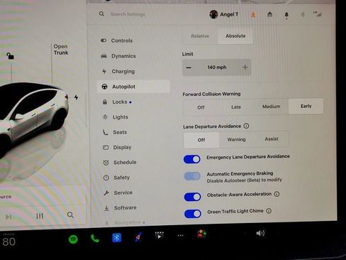 Used 2023 Tesla Model Y AWD image 19