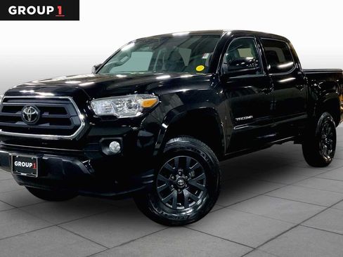 Certified 2023 Toyota Tacoma SR5 AWD/4WD image 1