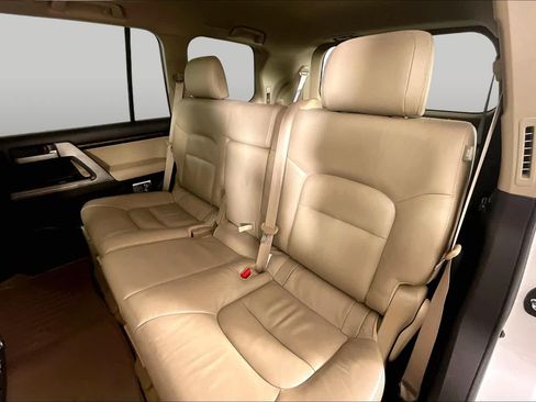 Used 2011 Toyota Land Cruiser w/ Upgrade Pkg AWD/4WD image 17