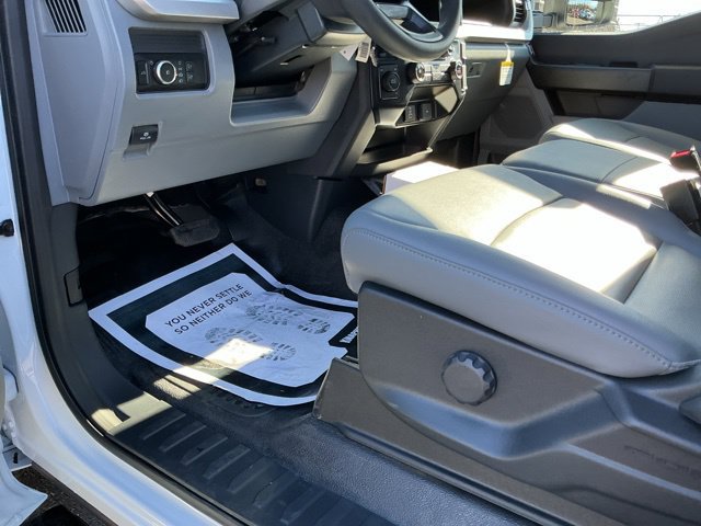 New 2025 Ford F350 XL w/ XL Chrome Package AWD/4WD image 12
