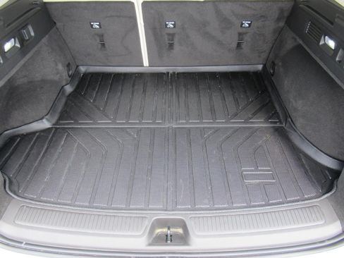 Used 2023 Buick Envision Essence AWD/4WD image 34
