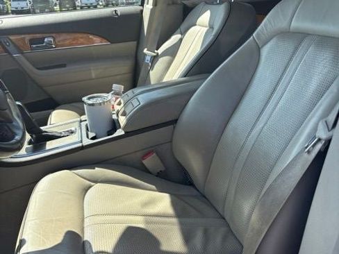 Used 2013 Lincoln MKX FWD image 25