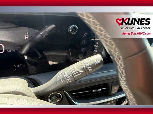 Used 2025 Buick Encore GX Preferred AWD/4WD image 25