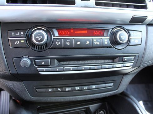 Used 2011 BMW X5 M image 27