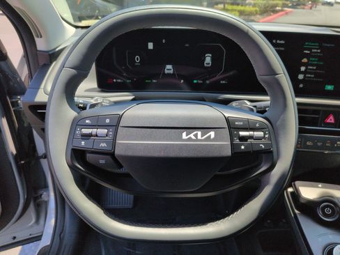 Used 2025 Kia EV6 Light w/ Light LR Technology Package RWD image 18