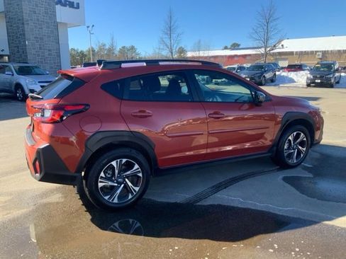Certified 2025 Subaru Crosstrek 2.0i Premium image 8