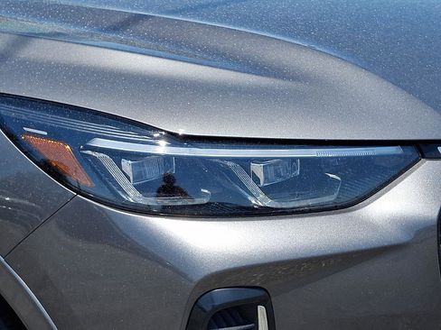 Certified 2023 Ford Escape ST-Line Elite w/ Premium Technology Package AWD/4WD image 9