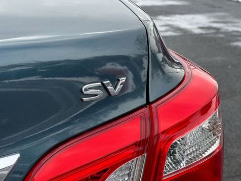 Used 2016 Nissan Sentra SV image 18