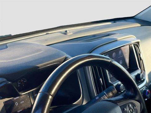 Used 2022 Chevrolet Colorado Z71 image 7