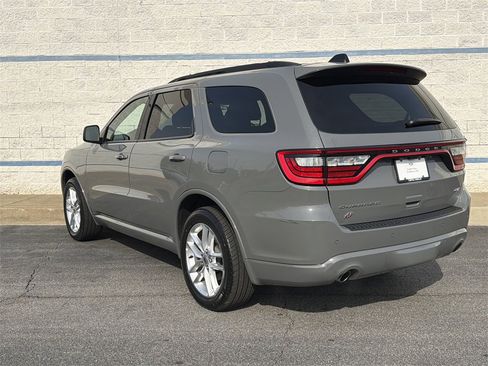 Used 2024 Dodge Durango GT image 5