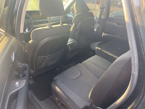 Used 2022 Hyundai Palisade SE w/ Cargo Package FWD image 8