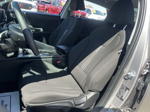 Used 2023 Hyundai Elantra SEL FWD image 17