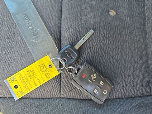 Used 2023 Chevrolet Silverado 2500 LT image 35