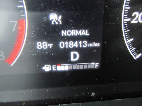 Used 2025 Honda Odyssey Elite image 33