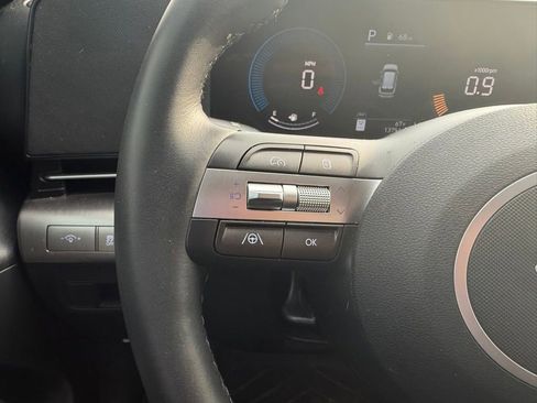 Used 2025 Hyundai Kona SEL AWD/4WD image 24
