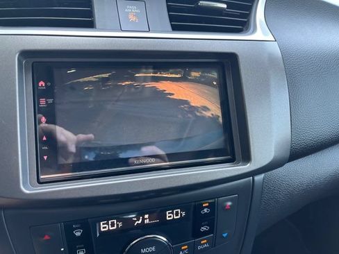 Used 2018 Nissan Sentra SV w/ Premium Package (P01) FWD image 13