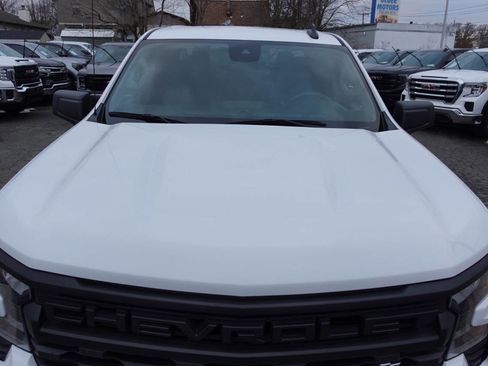 Used 2023 Chevrolet Silverado 1500 Custom w/ LPO, Dark Essentials Package image 6