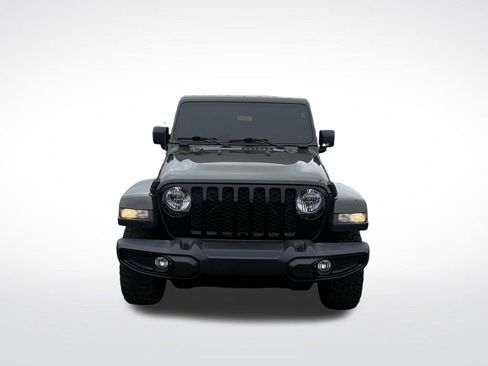 Used 2021 Jeep Gladiator Sport image 3