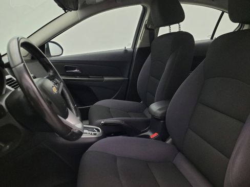 Used 2014 Chevrolet Cruze LT w/ Technology Package FWD image 17