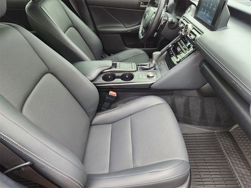 Used 2022 Lexus IS 300 w/ Comfort Package image 13