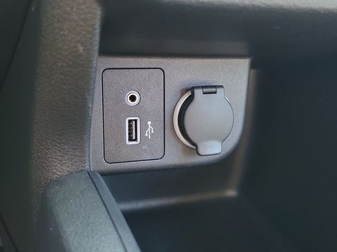 Certified 2024 Nissan Kicks S FWD image 28