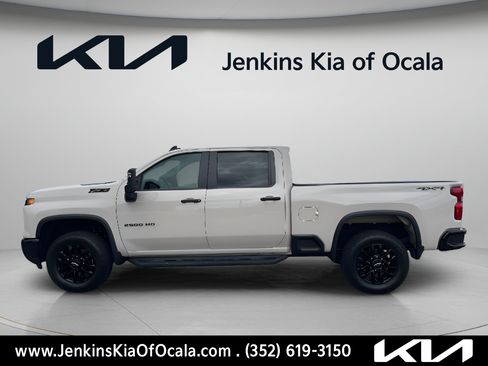 Used 2026 Chevrolet Silverado 2500 Custom w/ Custom Value Package AWD/4WD image 9