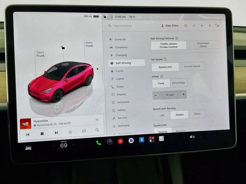 Used 2023 Tesla Model Y Long Range AWD/4WD image 28