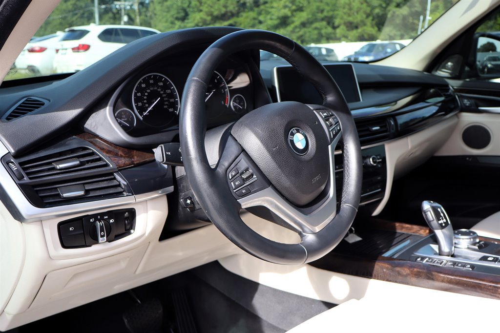 Used 2015 BMW X5 xDrive35d AWD/4WD image 19
