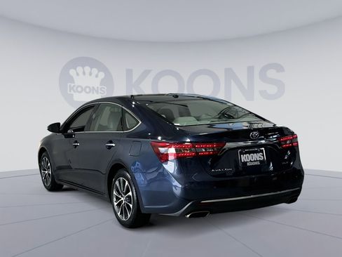 Used 2018 Toyota Avalon XLE image 14