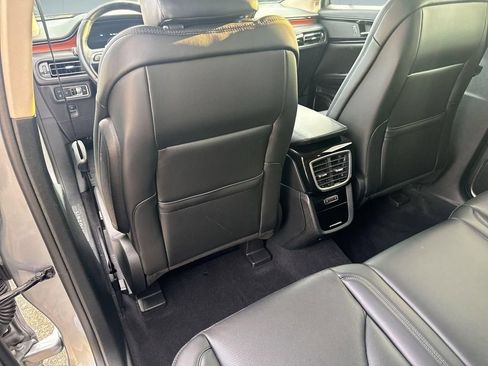 Certified 2023 Lincoln Nautilus Reserve AWD/4WD image 28