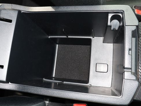 Used 2024 Toyota 4Runner TRD Off-Road image 25