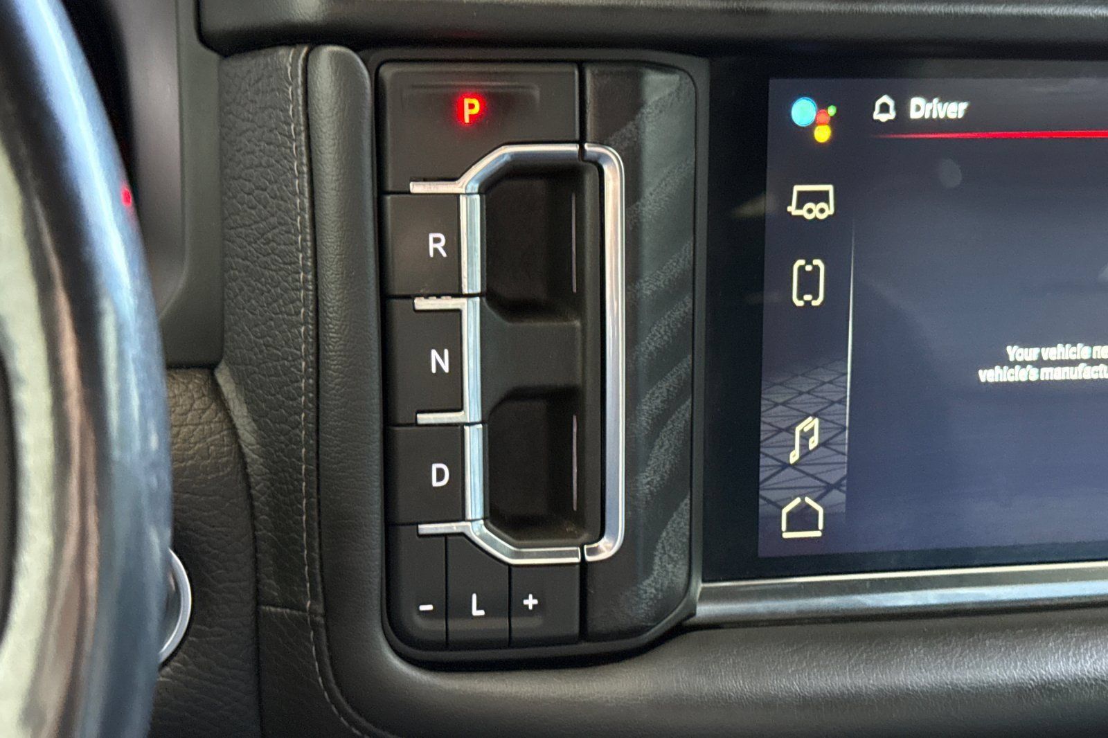 Used 2022 GMC Yukon XL Denali AWD/4WD image 25