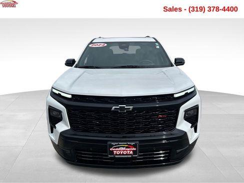 Used 2024 Chevrolet Traverse RS AWD/4WD image 9