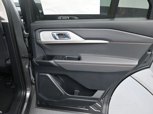 New 2026 Ford Explorer Active image 8