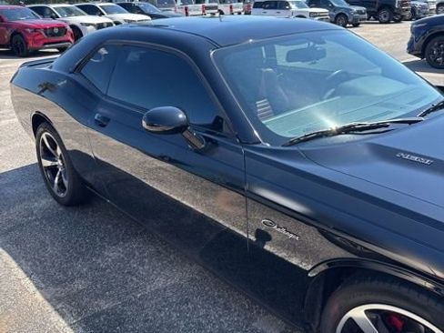 Used 2013 Dodge Challenger R/T RWD image 6