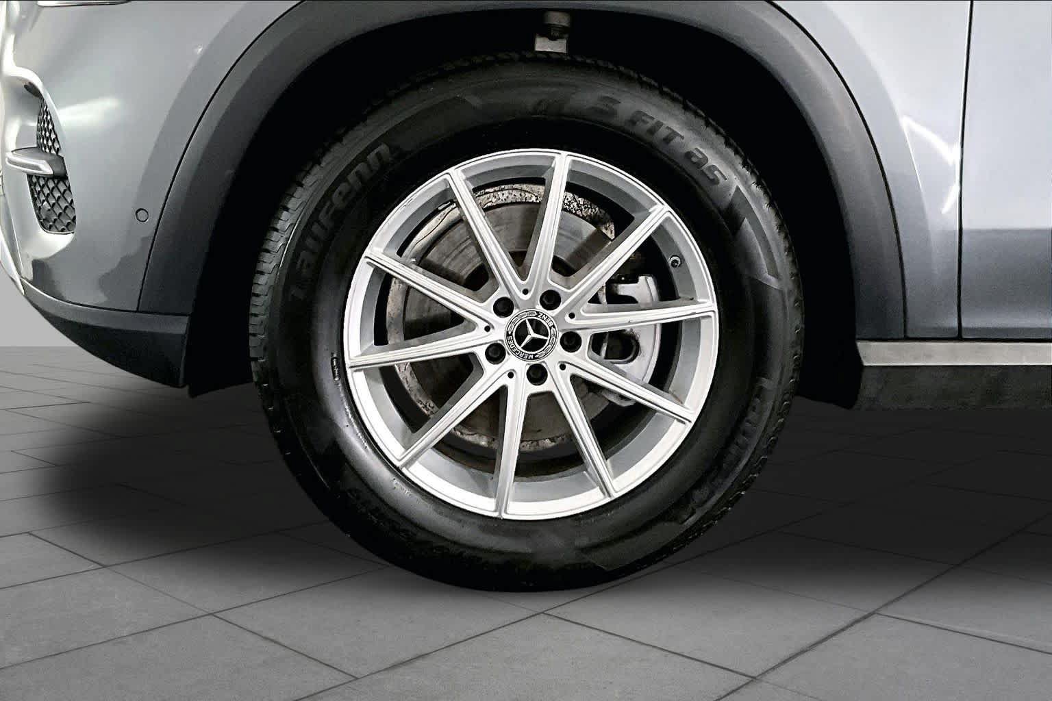 Certified 2025 Mercedes-Benz GLE 350 4MATIC image 11