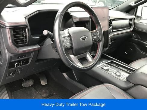 Used 2023 Ford Expedition Max Limited AWD/4WD image 3
