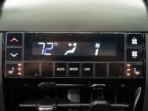 New 2025 Jeep Grand Cherokee L Limited w/ Trailer Tow Package image 9