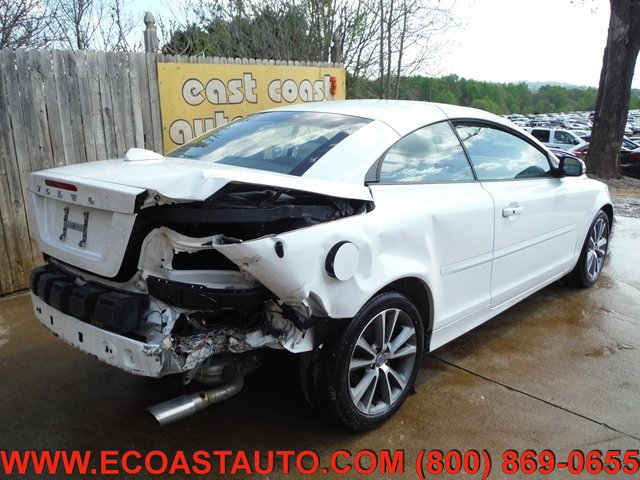 Used 2011 Volvo C70 T5 FWD image 2