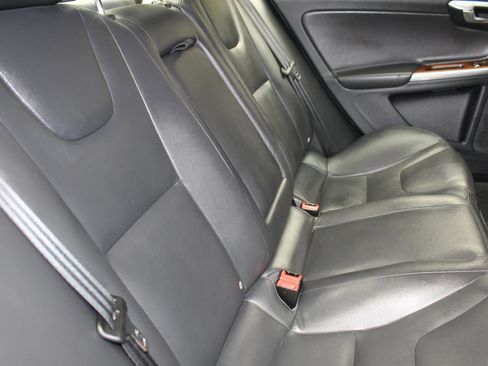 Used 2017 Volvo S60 T5 Inscription Platinum AWD/4WD image 15