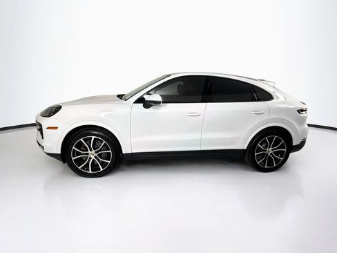 Used 2024 Porsche Cayenne Coupe AWD/4WD image 8
