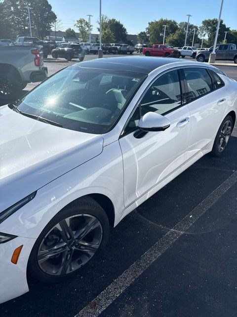 Used 2024 Kia K5 EX w/ EX Premium Package FWD image 3