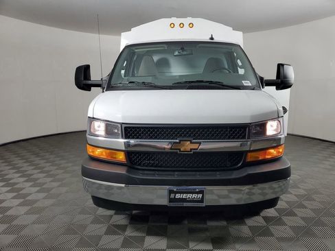 New 2025 Chevrolet Express 3500 w/ Power Convenience Package image 9