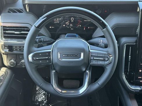 New 2026 GMC Yukon XL Denali w/ Denali Reserve Package RWD image 8