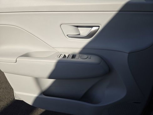 New 2026 Hyundai Kona Limited image 17