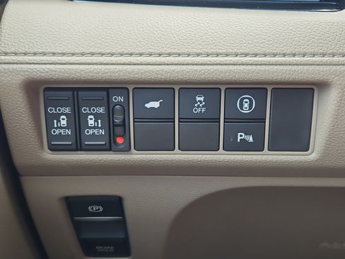 Certified 2024 Honda Odyssey Elite image 11